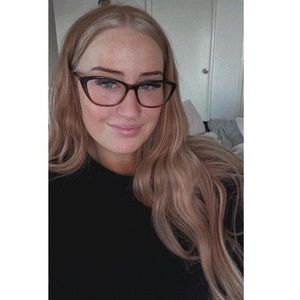 Meet your Posher, Maddy